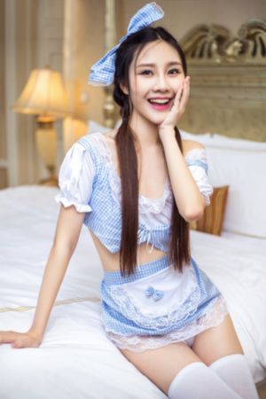 从后面挺进朋友未婚妻视频